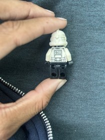 Lego Star Wars Minifigure Clone Trooper (Phase 2) w/ Pilot Helmet (SW0126)