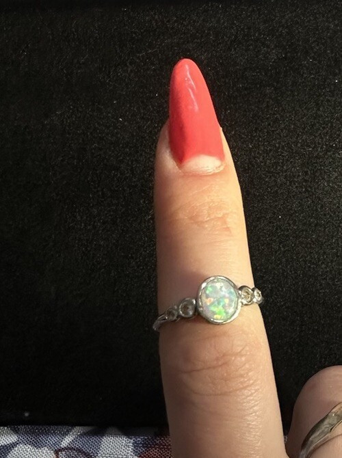 Australian Solid Mintabie Opal Ring Sz 7 2.3g Ste… - image 3