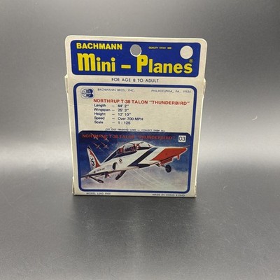 再値下TOMY　BACHMANN　Mini-Planes①計42体プラスカタログ Bachmann Mini-Planes Northrup T-38 Talon “Thunderbird” #3 Item No
