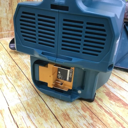 Makita CL184DZ Vacuum Cleaner Rechargeable Cleaner Paper Pack Type 18V Body only - Picture 6 of 7