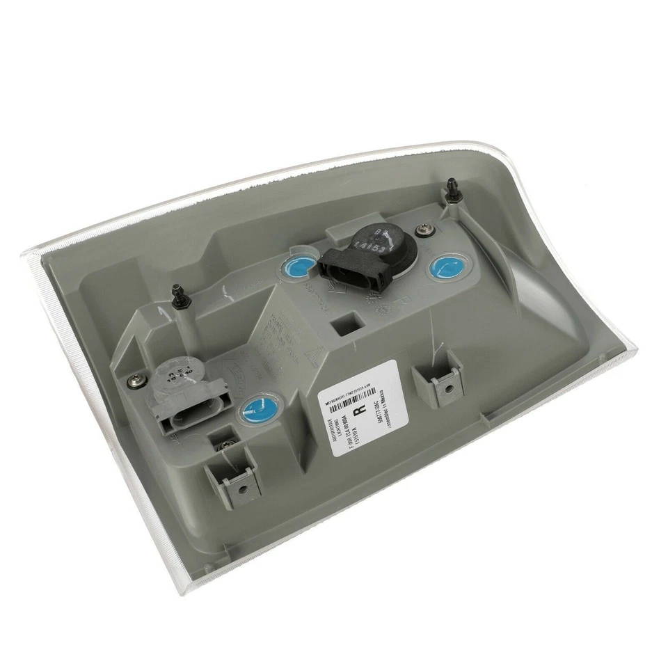 06-10 MITSUBISHI RAIDER PICKUP LUZ TRASERA LÁMPARA PARADA RESPALDO DERECHA MOPAR 55077742AC Foto 4 de 4