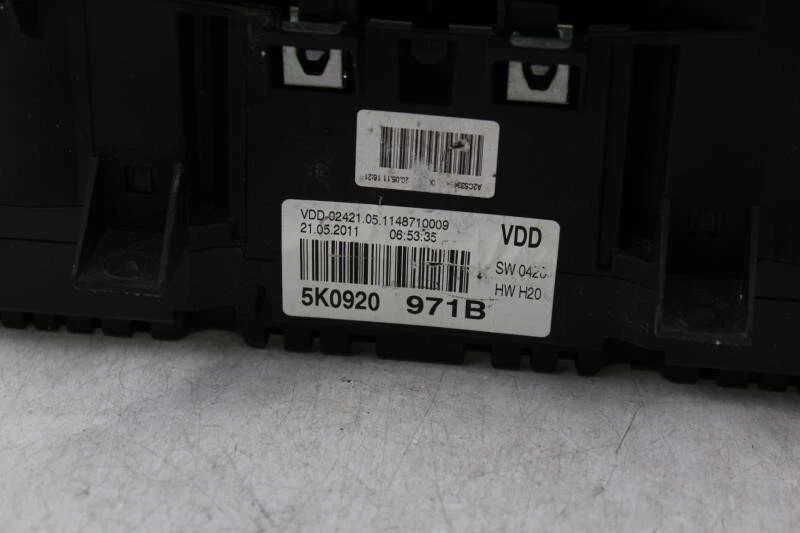 Speedometer Cluster MPH Opt 9Q5 Fits 2010-2011 VOLKSWAGEN GOLF OEM #28679 - Image 3 of 4