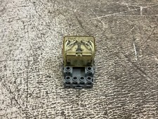 IDEC RH4B-U 24 VDC Coil DC24V Pilot Cube Relay RH4BU w/ Relay Base (TSC)