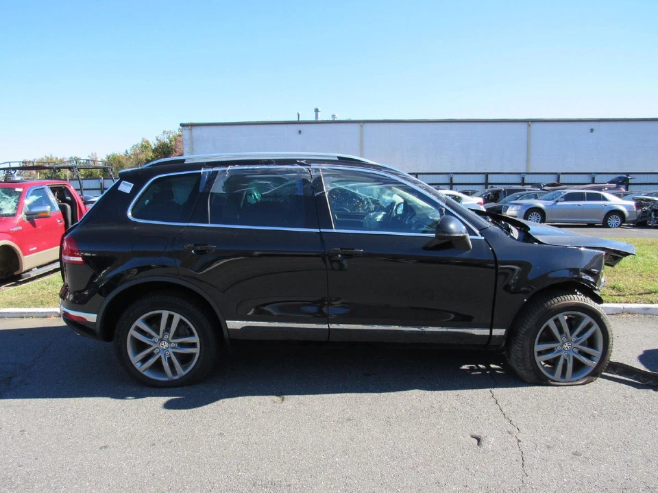 Antena 11 12 13 14 15 16 17 VW TOUAREG Foto 4 de 4