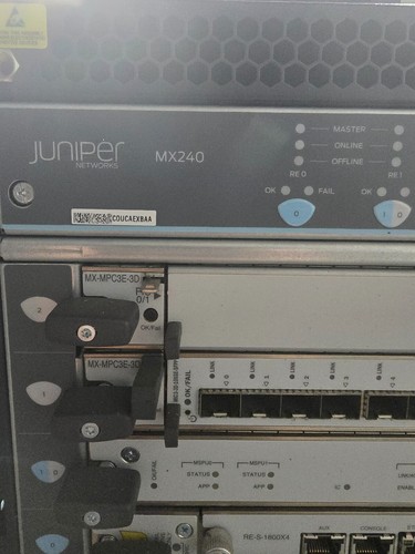Juniper MX240 1x MIC3-3D-10XGE-SFPP, 1x MIC-3D-20GE-SFP-E, 1x RE-S-1800X4 - Afbeelding 2 van 7