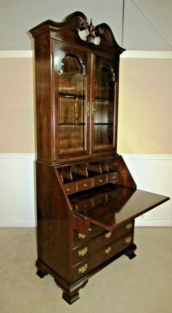 Ethan Allen Georgian Court Cherry Queen Anne Secretary Desk With