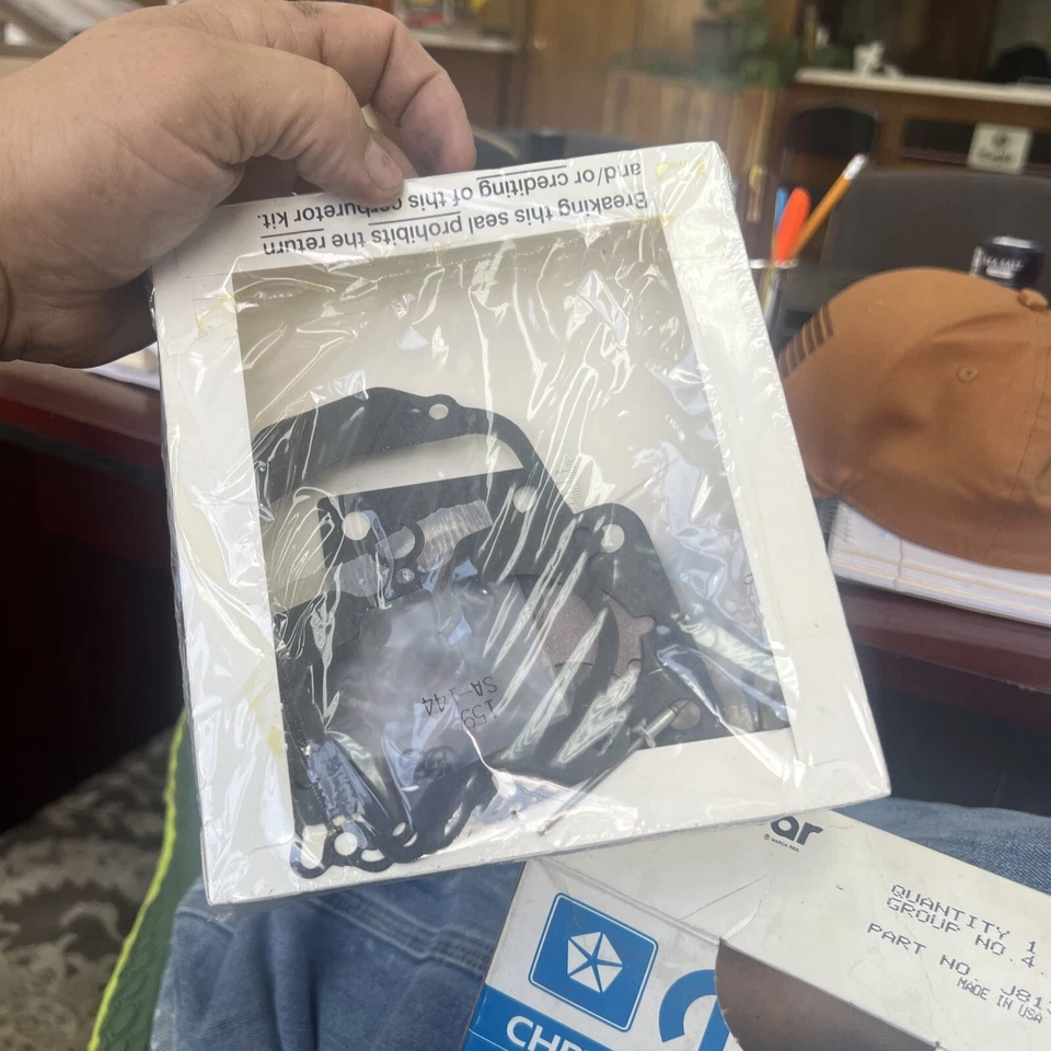 J8134232 MOPAR Carburetor Rebuild Kit Jeep CJ7 CJ5 Scrambler J10 87-90 YJ NOS - Image 2 of 4