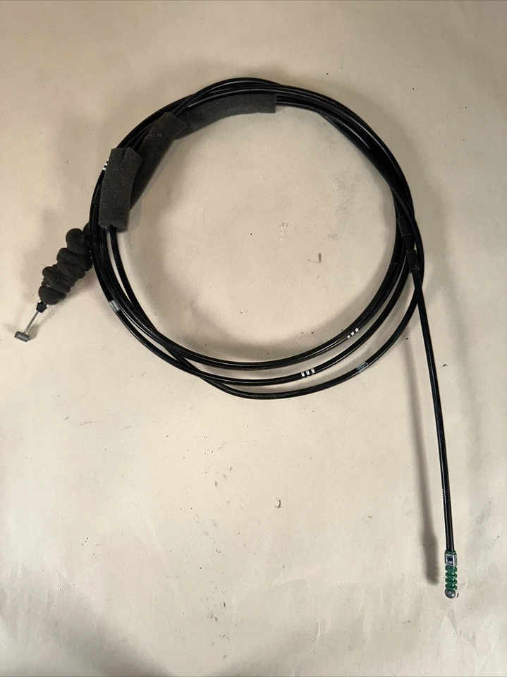 Cable de liberación abierta para capó Mazda 3 Sport 2014-2016 OEM Foto 4 de 4