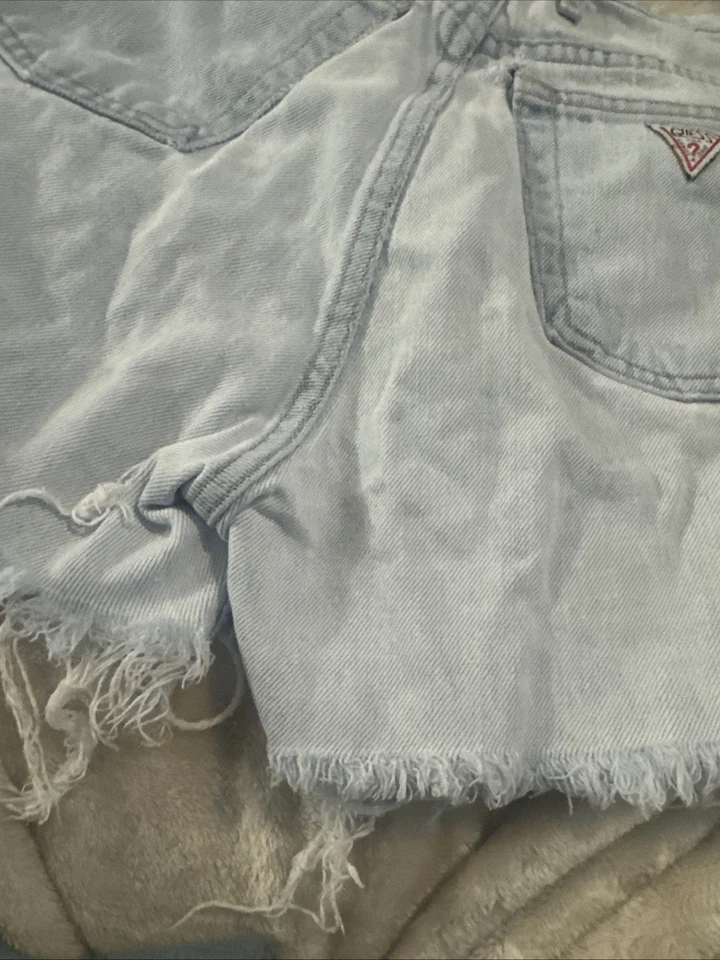 Pantalones Cortos Jean Guess USA De Colección W28 Tiro Alto Corte Envejecido Años 90 Grunge Hecho en EE. UU. Foto 3 de 4