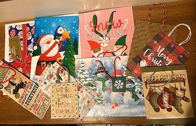 (6) ASSORTED CHRISTMAS GIFT BAGS ~ (1) BOTTLE BAG ~ (2) BOXES & (1) TISSUE PAPER