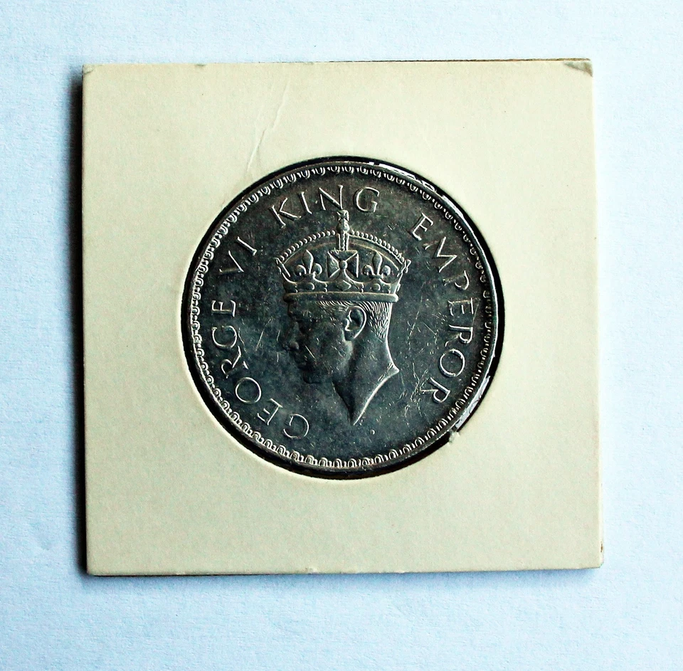 Older coin from India - 1941 - good for 1 rupee - Image 2 of 2