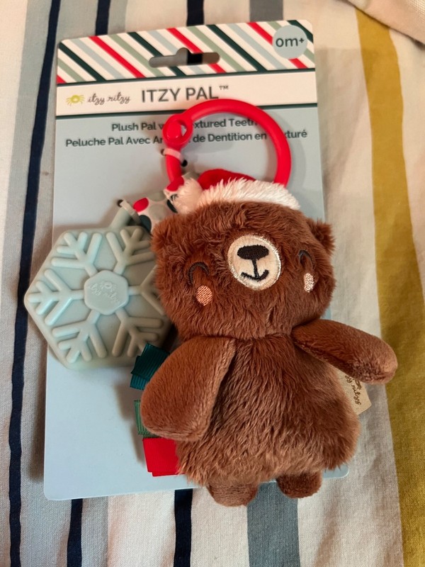 NWT! Itzy Ritzy Itzy Pal Bear Plush Pal w/textured teether 0m+
