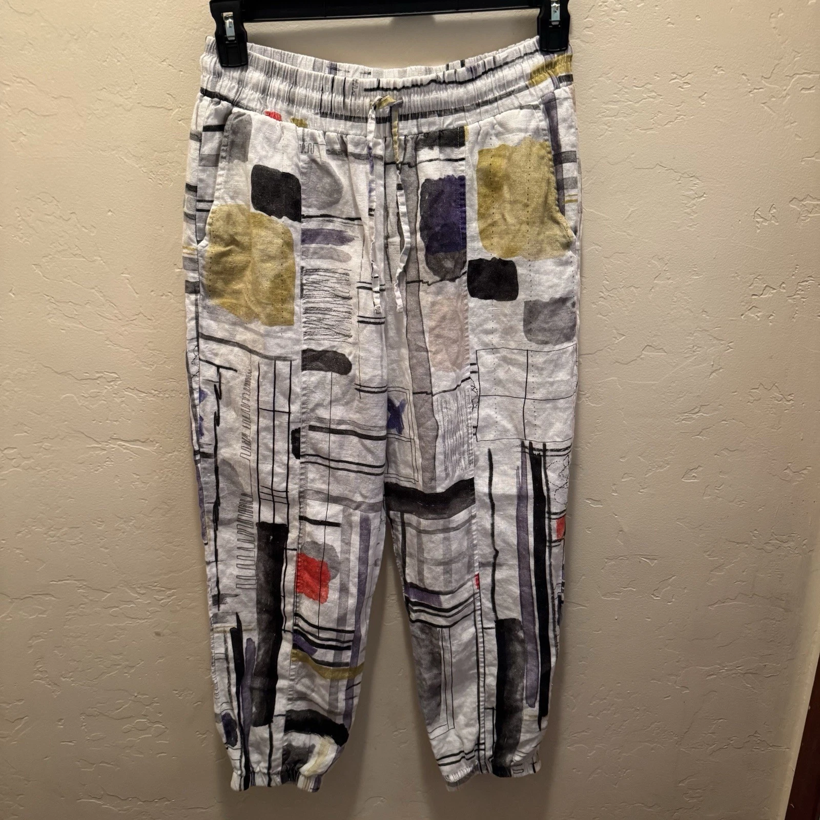 EVER-SASSY Womens Capri Pants Abstract Art Brushstrokes 100% Linen Elastic Small