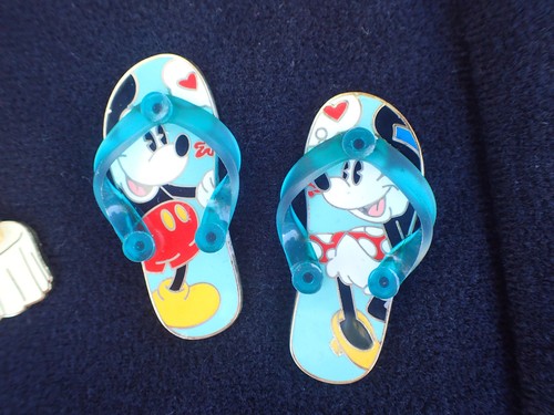 LOTTO 8 spille Disneyland assortite TOPOLINO Disney DODGERS ANGELI BELLE! #5 - Foto 8 di 12