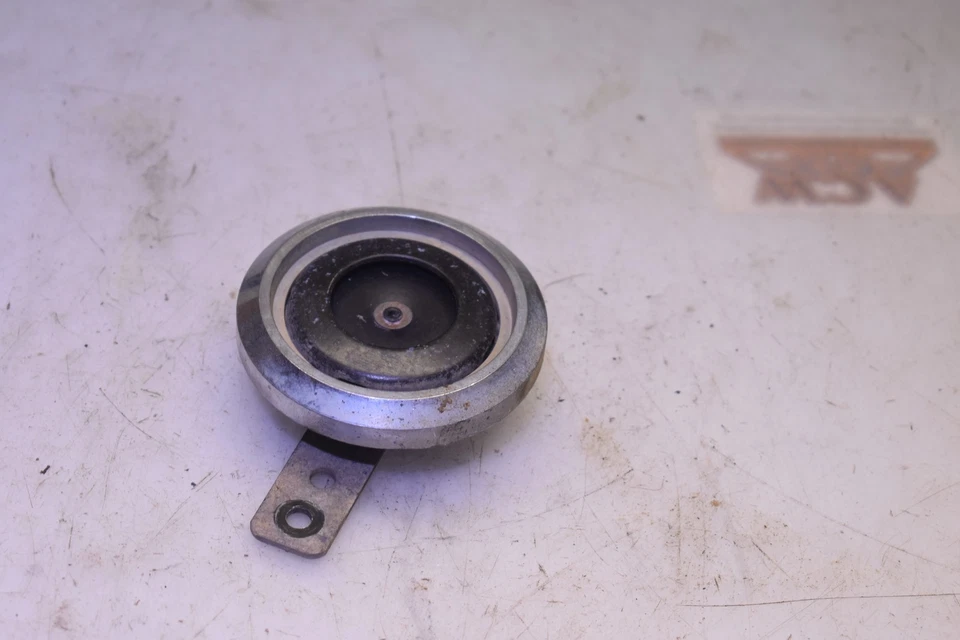 S2-7 Buen pitido de bocina eléctrica Honda Rebel CMX 250 CMX250 85 envío gratuito a Estados Unidos Foto 2 de 4