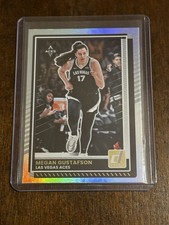 2025 WNBA Donruss Basketball Holo Foil Megan Gustafson