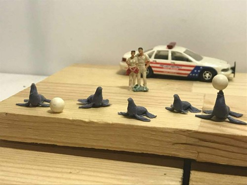 Ho 1/87 Scale Seal family Set - Picture 5 of 11