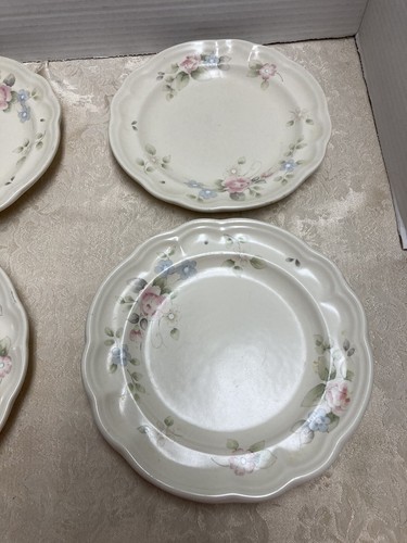 Set of 4 Vintage Pfaltzgraff Tea Rose Salad Dessert Plates 7.25 Made in USA - Picture 3 of 22