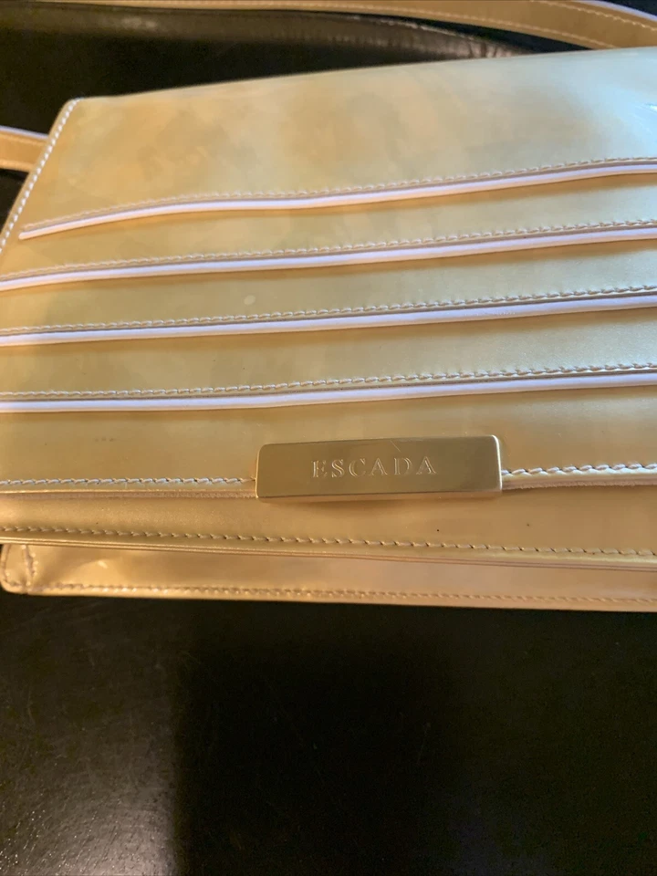 Cartera Escada de oro 1990 Foto 2 de 4