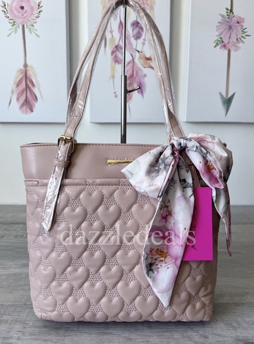 betsey johnson tote with scarf