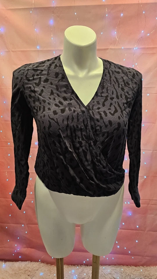 Rails Women Gray Rayon Hillary Crossover Surplice Ash Cheetah Blouse Top Size S
