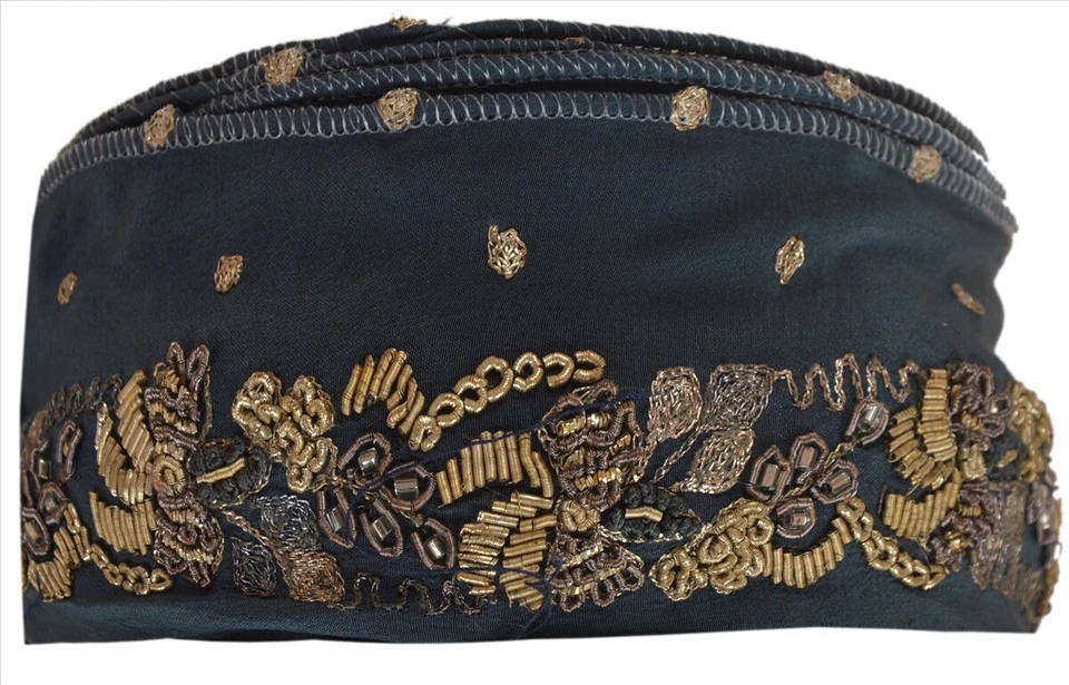 Cinta de coser de encaje gris con cuentas a mano borde de sari vintage de 1 yarda Sanskriti Foto 2 de 4