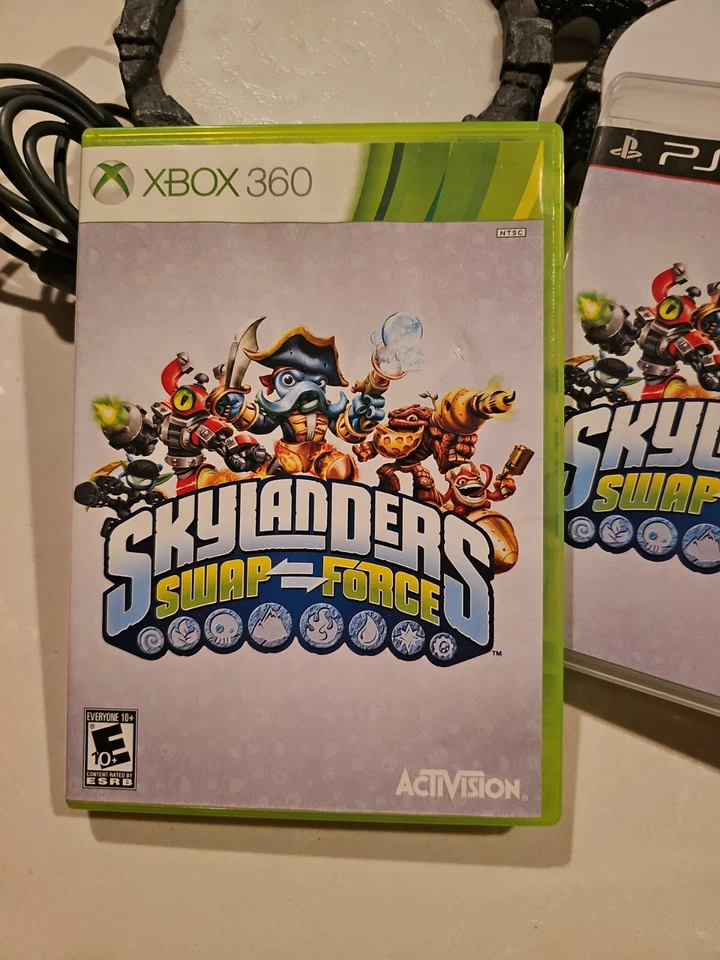 Skylanders SWAP FORCE Xbox 360 PS3  Game Disk w/ Case and Portal Bundle x3! - Image 3 of 4