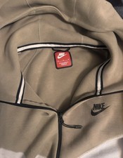 USED NIKE TECH FLEECE MEDIUM BROWN AND CREAM