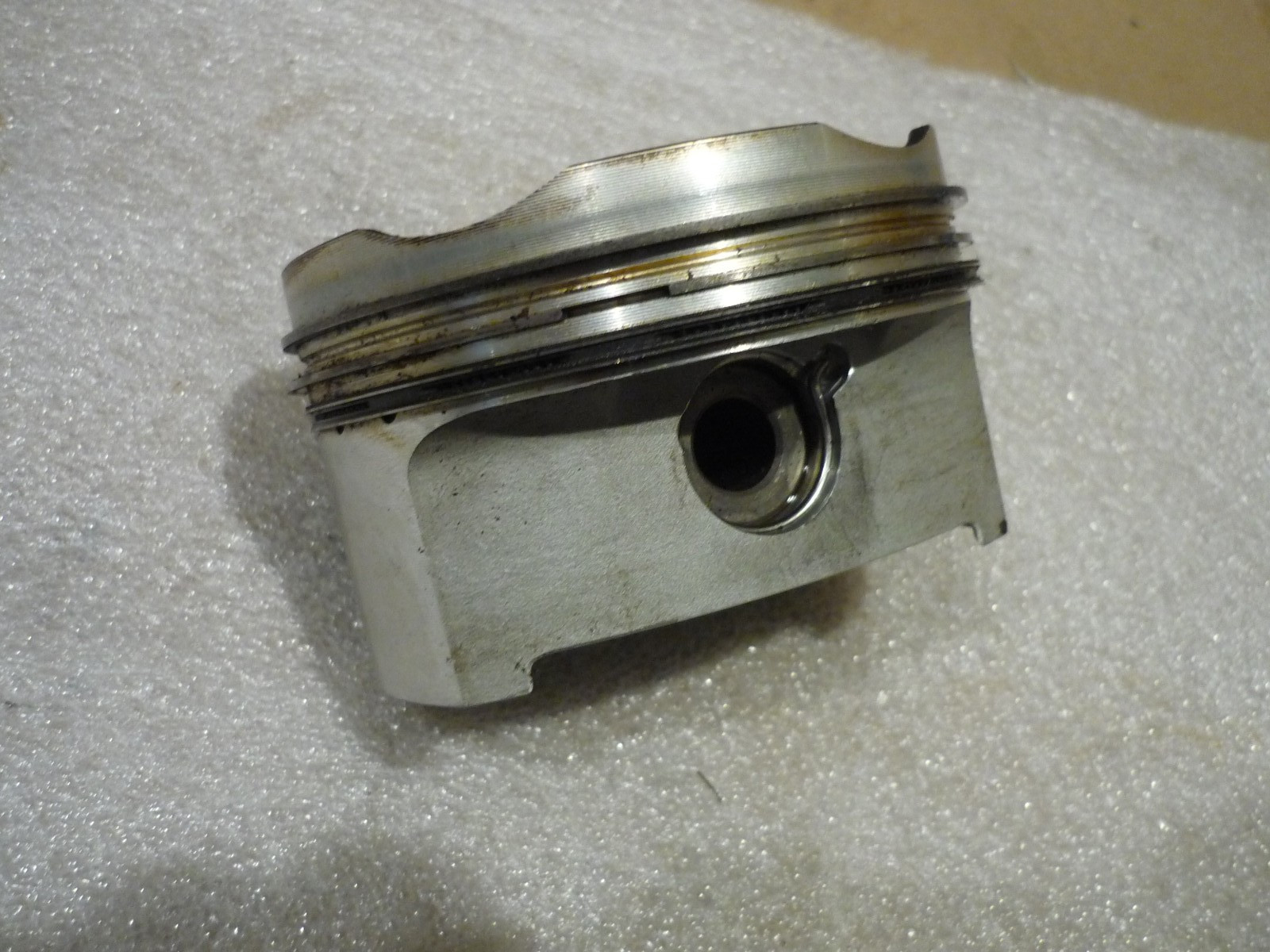 Ferrari 360 - Piston- P/N 179510