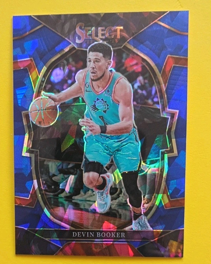 2022-23 Panini Select - Concourse Devin Booker #38 Blue Cracked Ice Prizm