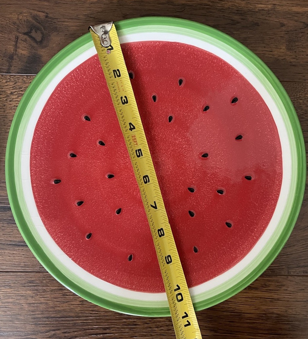 RARE SONOMA Watermelon 11" Dinner Plates Sonoma Life & Style Red Green Ceramic 2