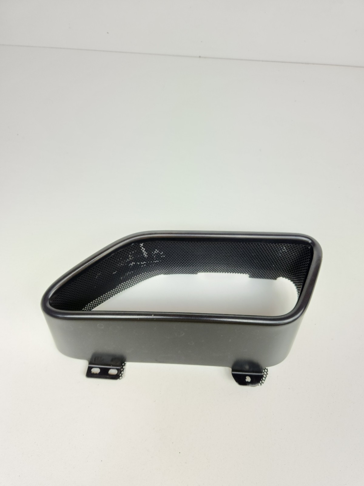 2015-2016 MCLAREN 650S SPIDER REAR RIGHT PASSENGER SIDE BLACK EXHAUST TIP OEM 