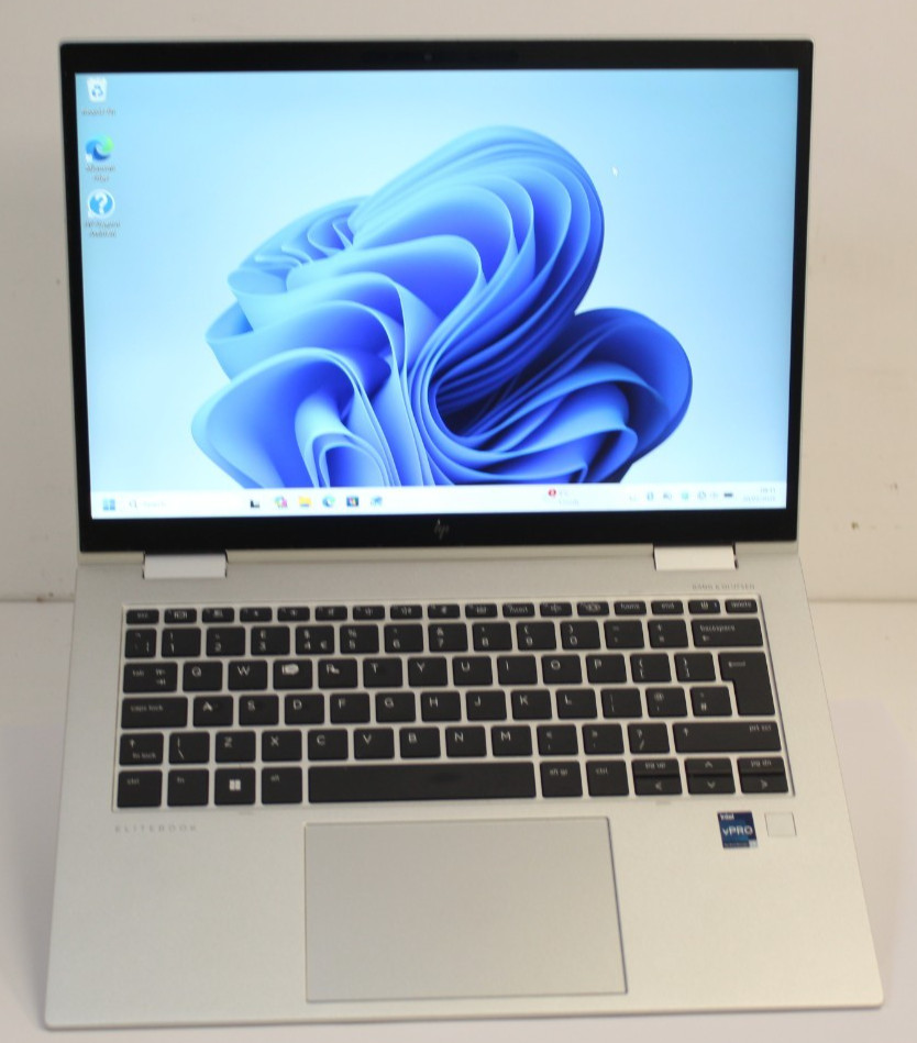 HP Elite x360 1040 G10 14" Touch laptop intel i7-1365U, 32GB DDR5 Ram, 512GB SSD