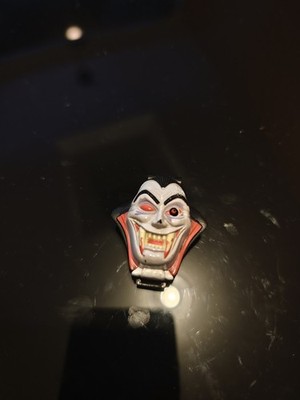 Mighty Max Shrunken Head Dracula Vampire Komplett