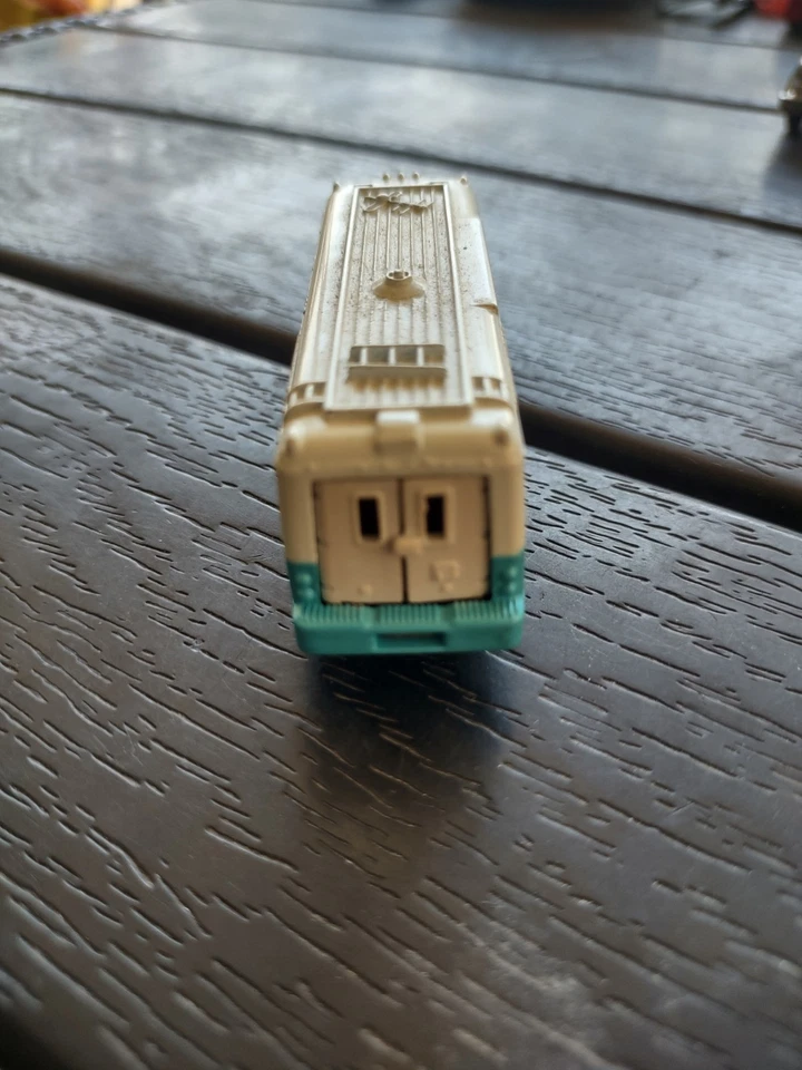 Camión/autobús Tomica TV suelto casi como nuevo, aspecto difícil de encontrar Foto 4 de 4