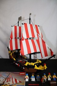 LEGO Pirates Black Seas Barracuda 6285 (98% Complete)