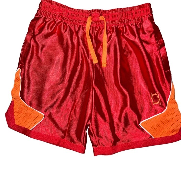 PUMA HOOPS x CHEETOS プーマ x チートスコラボパンツ チートス』×『PUMA』コラボスニーカー＆「チートス」新商品の