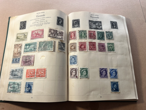 Royal Mail - Vintage 1940s Stamp Album - with hundreds of stamps included - Picture 10 of 19