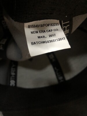 Taylormade Hat Cap Fitted Adult Medium-Large Gray Black New Era