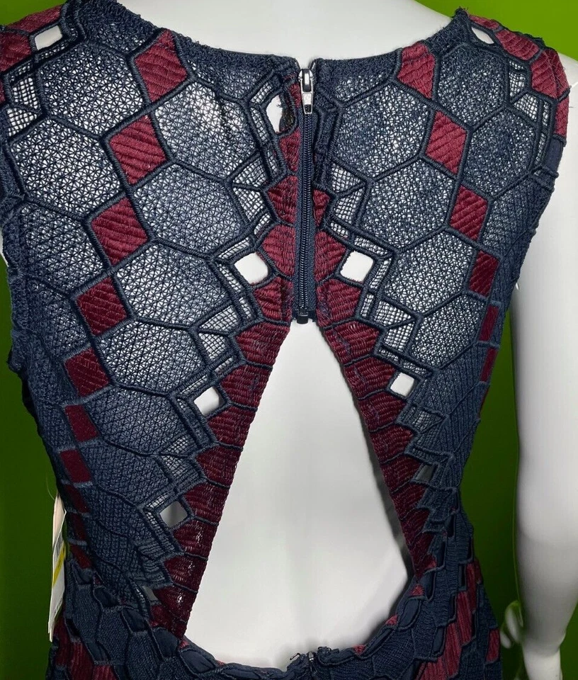 全新 Gianni Bini GB 女式海军蓝/红色迷你拉链连衣裙 尺寸 M 露背 — 第 4/4 张图片