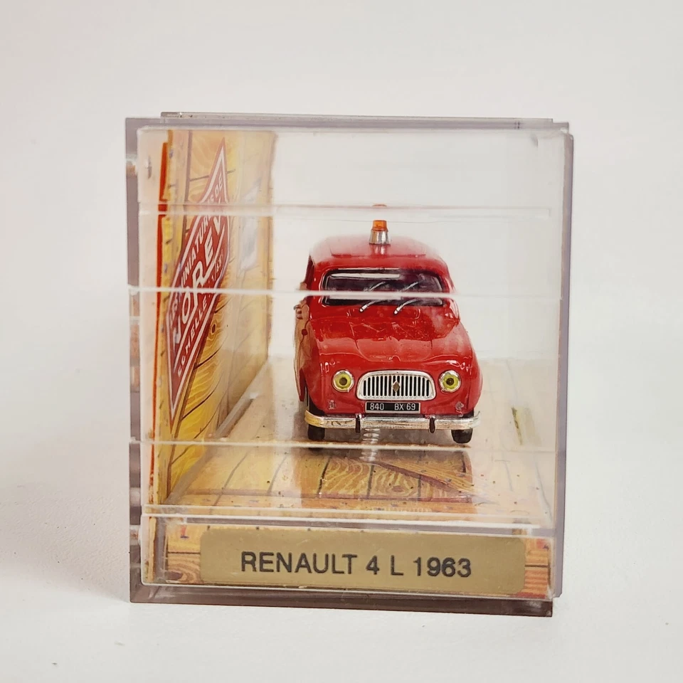 Norev Collection Renault 4 L 1963 Coat of Arms Red Police Car 1:43 Diecast - Image 2 of 4