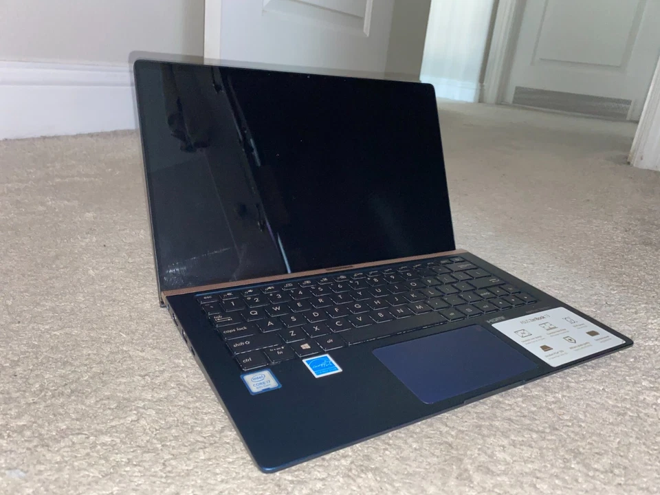 ASUS ZenBook 13 Ultra Slim Laptop | Intel Core i7 8th Gen, 16 GB RAM, 512 GB SSD - Image 2 of 4