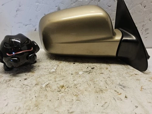02-06 Honda CRV Front Right Passenger Side View Door Mirror Power #F3-6
