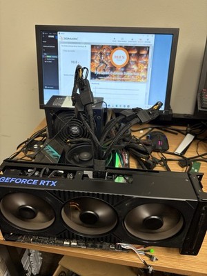 NVIDIA GeForce RTX 4080 Super - HP Omen - 1