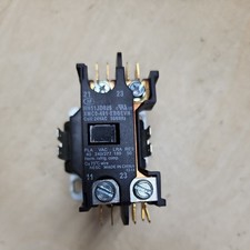 Carrier Contactor HN51JD026  Single Pole w/Shunt 24 vac Coil 40A FLA 50A