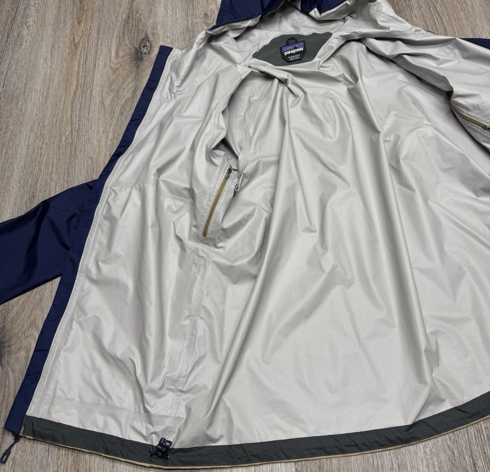 Chaqueta de Lluvia Patagonia Torrentshell Para Hombres XL Con Capucha Nylon H2No Impermeable Foto 4 de 4