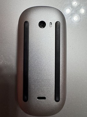 【美品】Apple Magic Mouse (USB-C) A3204〈MXK53ZA/A〉 Magic Mouse（USB-C）- ホワイト（Multi-Touch対応） - Apple（日本）