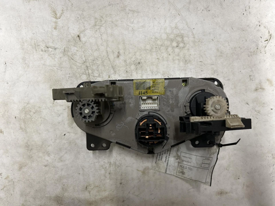 2011 HYUNDAI ACCENT Heat AC Controller OEM 10 11 - Изображение 2 из 3