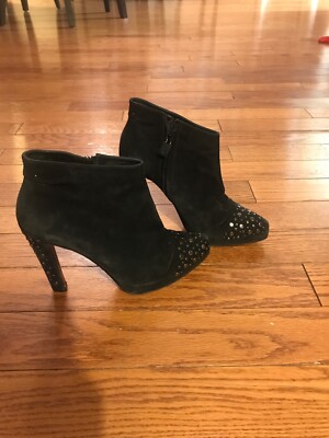 soft black ankle boots