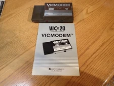 Vicmodem telephone interface cartridge Commodore  64 Model 1600 with manual